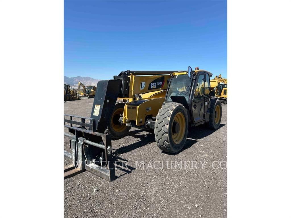 CAT TL943D CB Teleskopik yükleyiciler