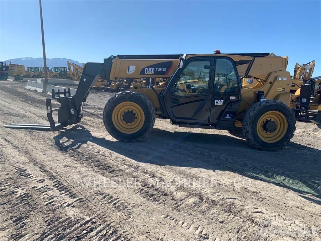 CAT TL943D CB Teleskopik yükleyiciler