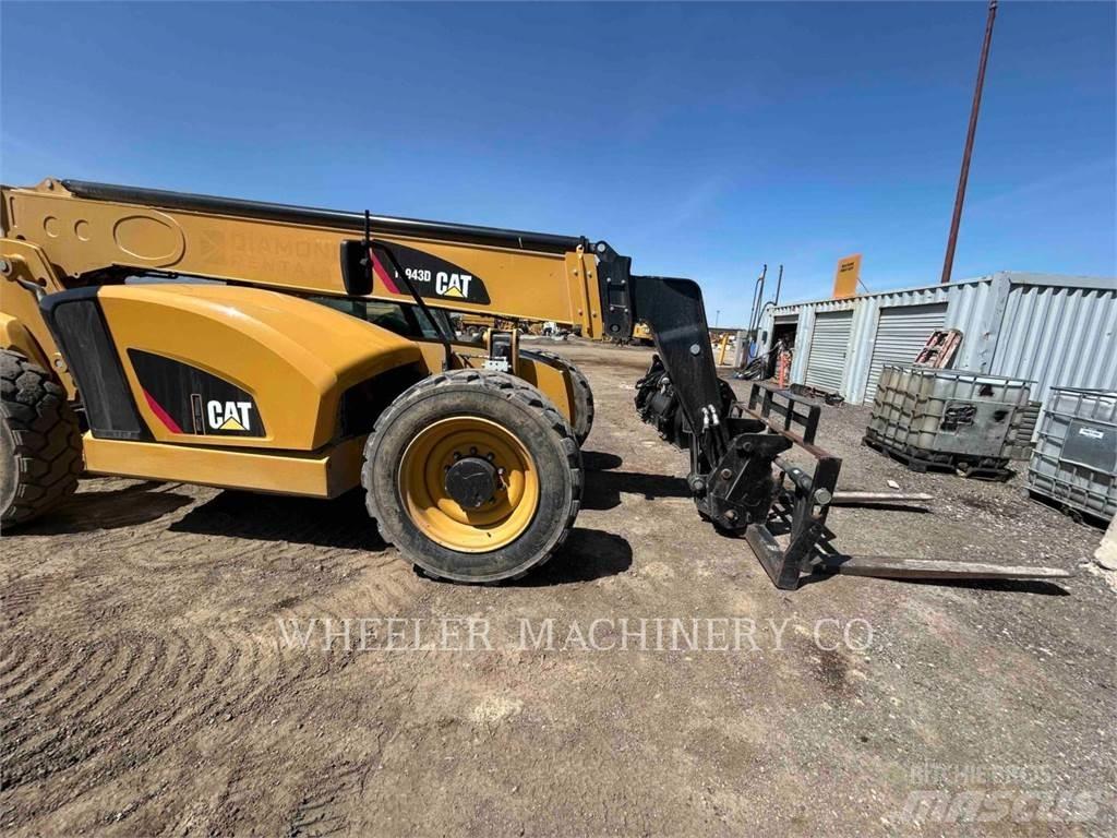 CAT TL943D CB Teleskopik yükleyiciler