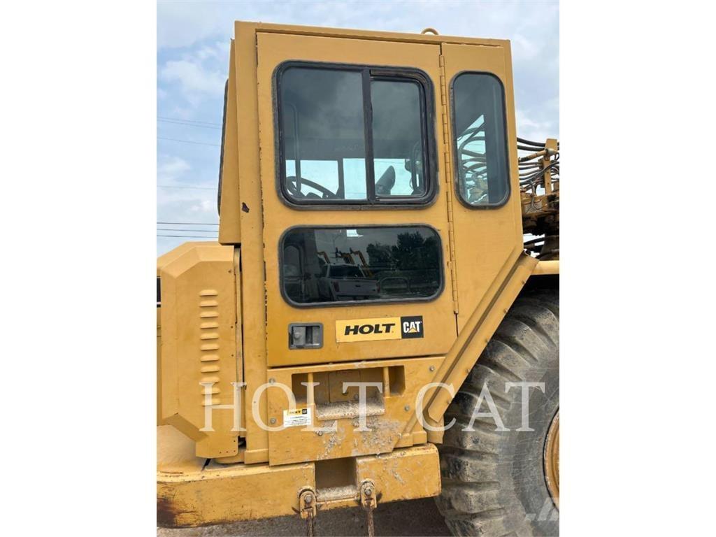 CAT W00 621G Skreyperler