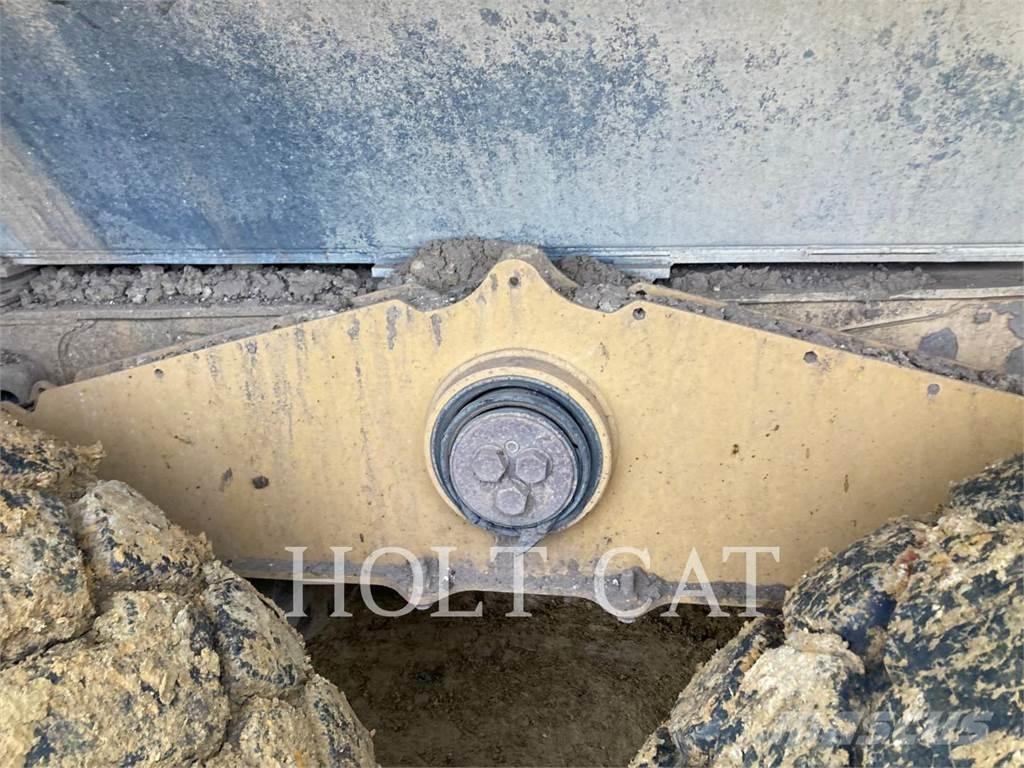 CAT W00 730 Belden kirma kaya kamyonu