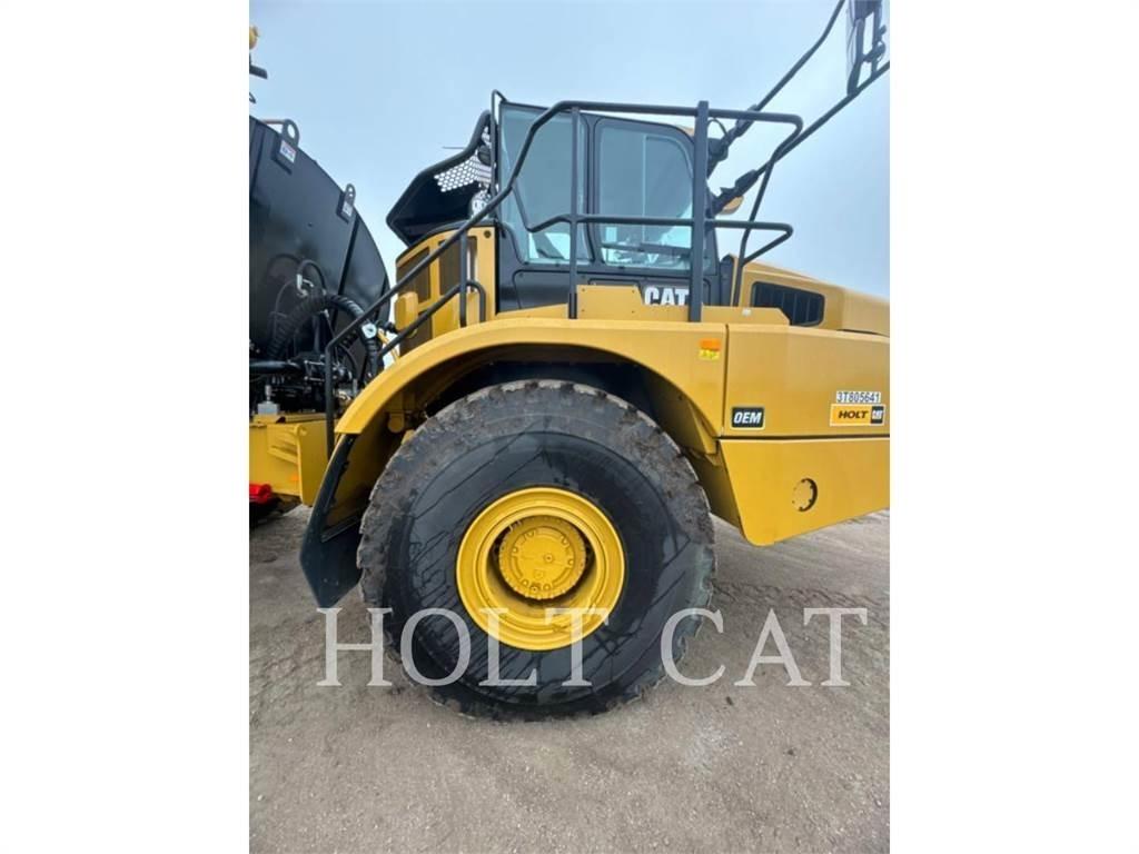 CAT W00 740GC Tankerli kamyonlar