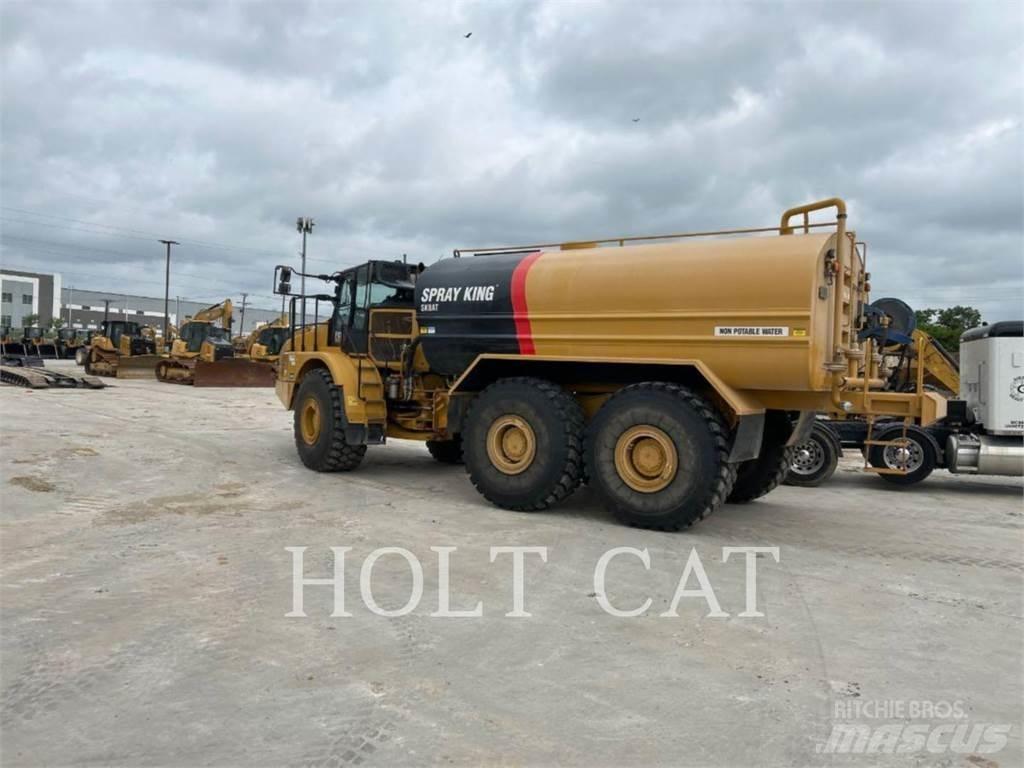 CAT W00 740GC Tankerli kamyonlar