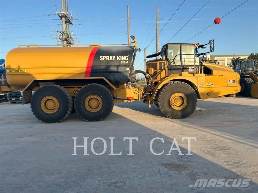 CAT W00 740GC Tankerli kamyonlar