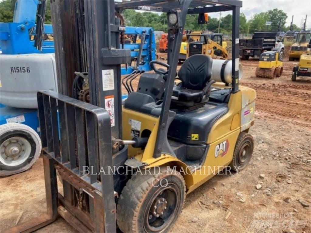 CAT WFL 6K Diger