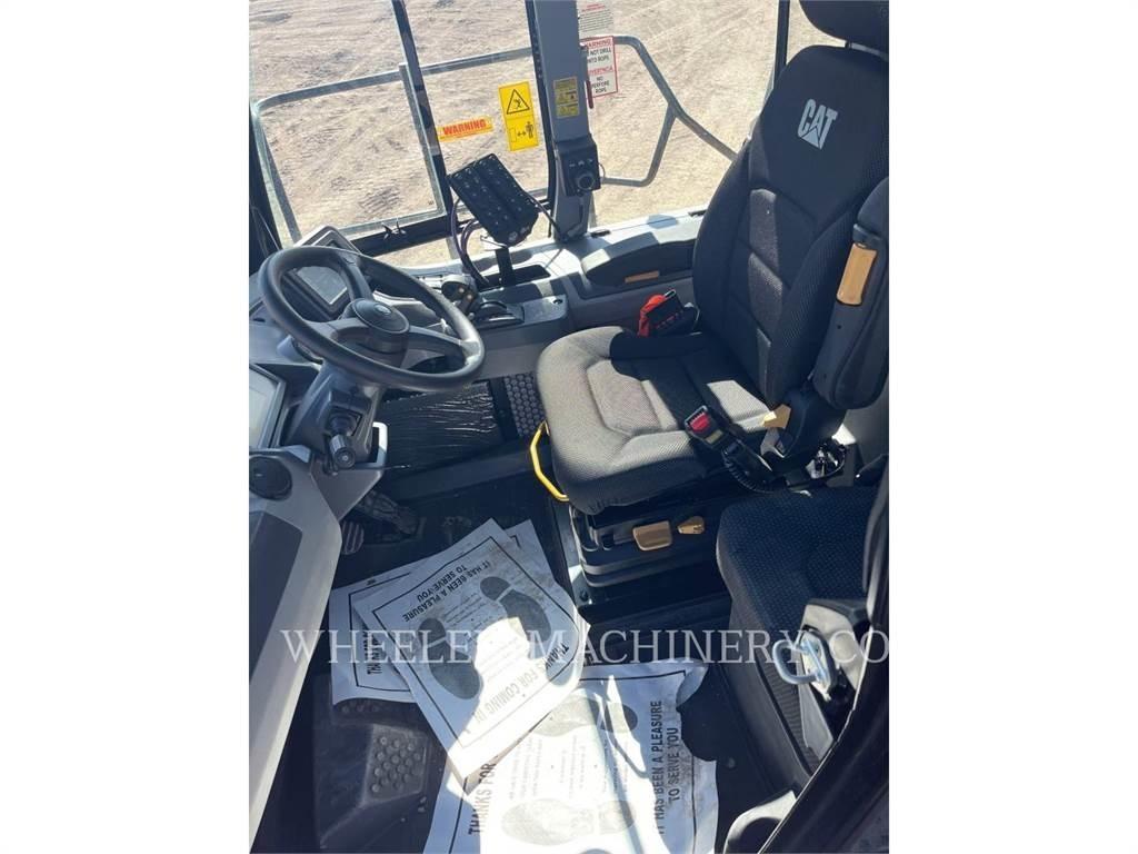 CAT WT 740 GC Tankerli kamyonlar