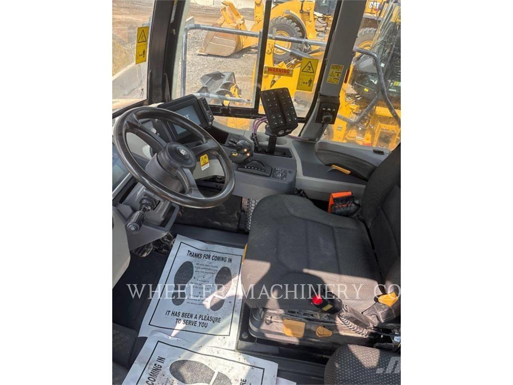 CAT WT 740 GC Tankerli kamyonlar