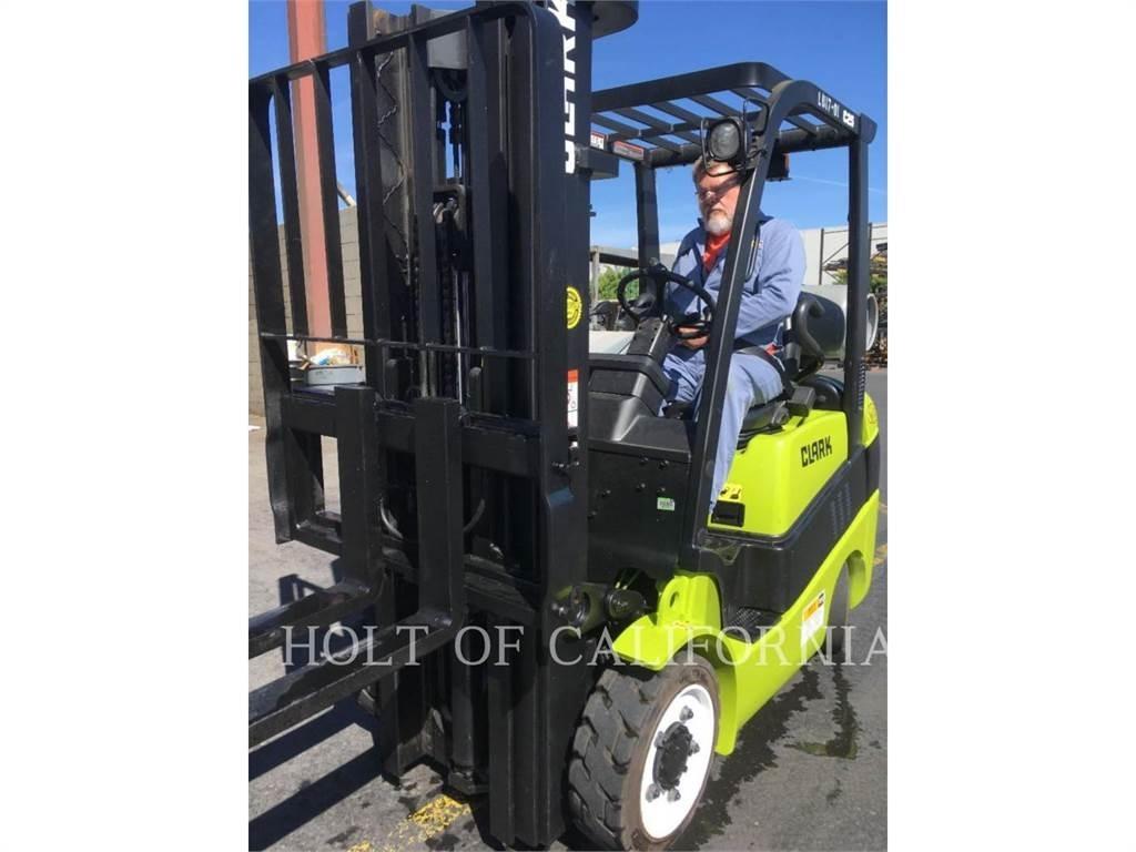 Clark C25C Diger