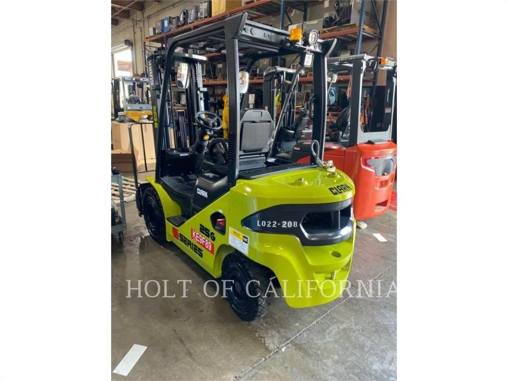 Clark S25 DUAL Diger