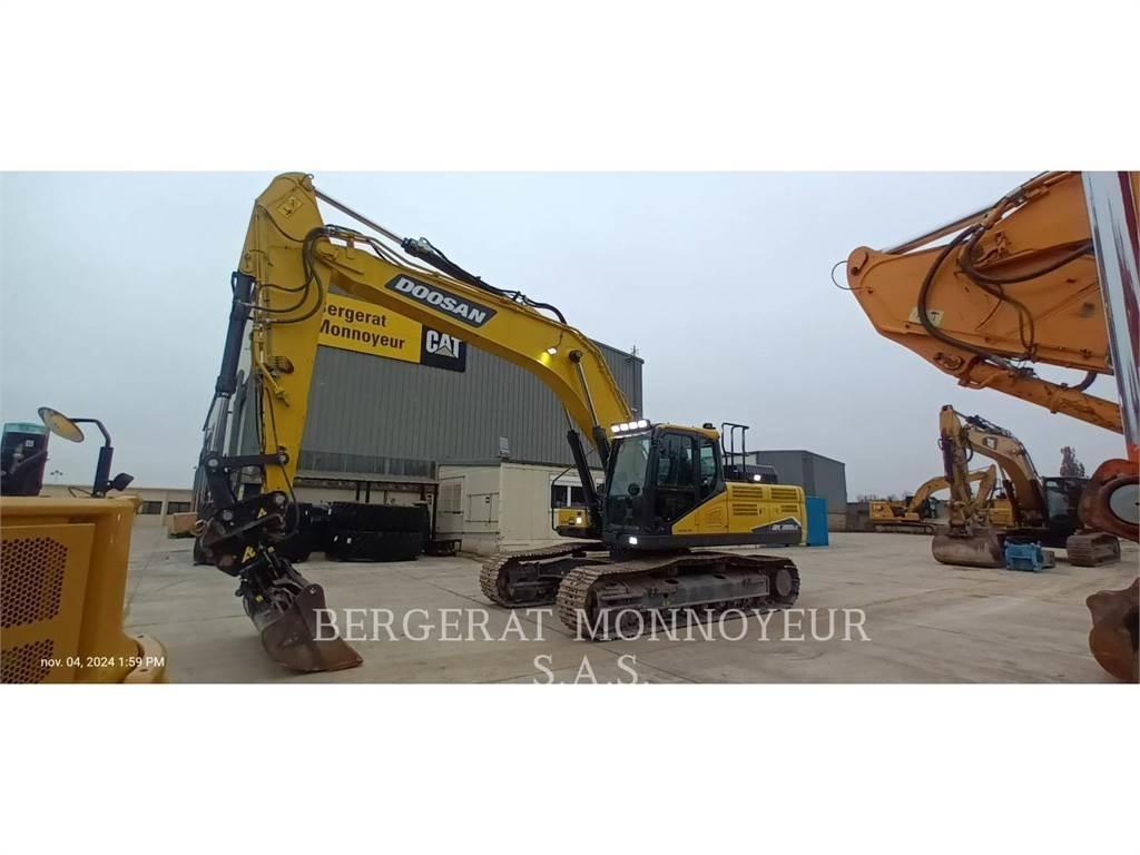 Doosan DX300 Paletli ekskavatörler