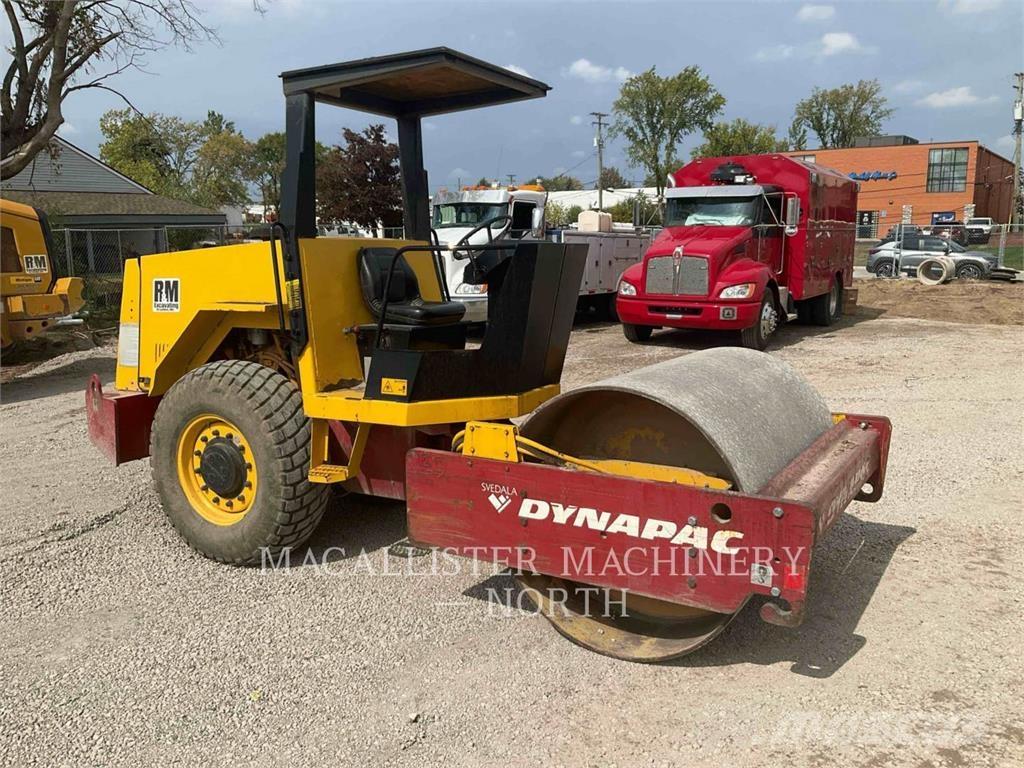 Dynapac CA151D Tek tamburlu silindirler