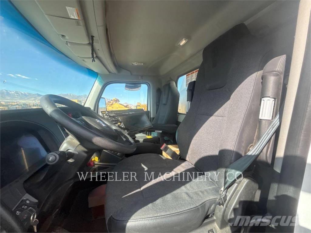  E.D. ETNYRE DIST 3500 Bitüm pülverizatörleri