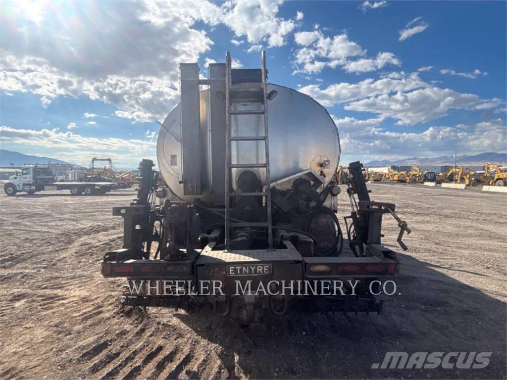  E.D. ETNYRE DIST 3500 Bitüm pülverizatörleri