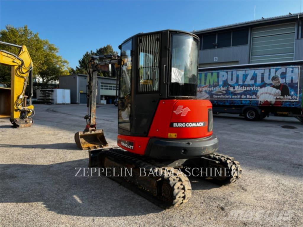 Eurocomach ES40.2ZT Paletli ekskavatörler