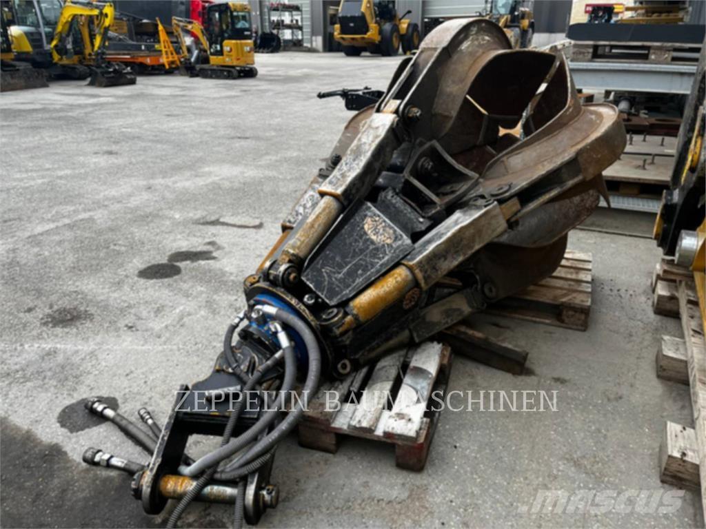Fuchs MHL335E Yıkım ekskavatörleri