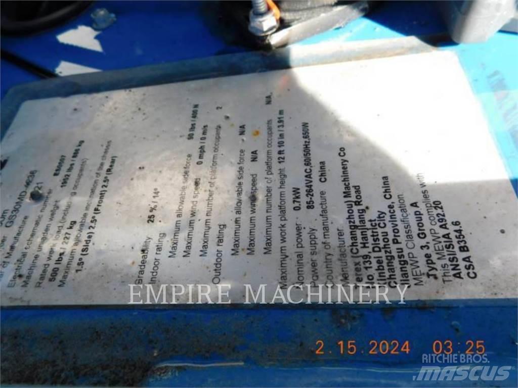 Genie GS1330 Körüklü personel platformları