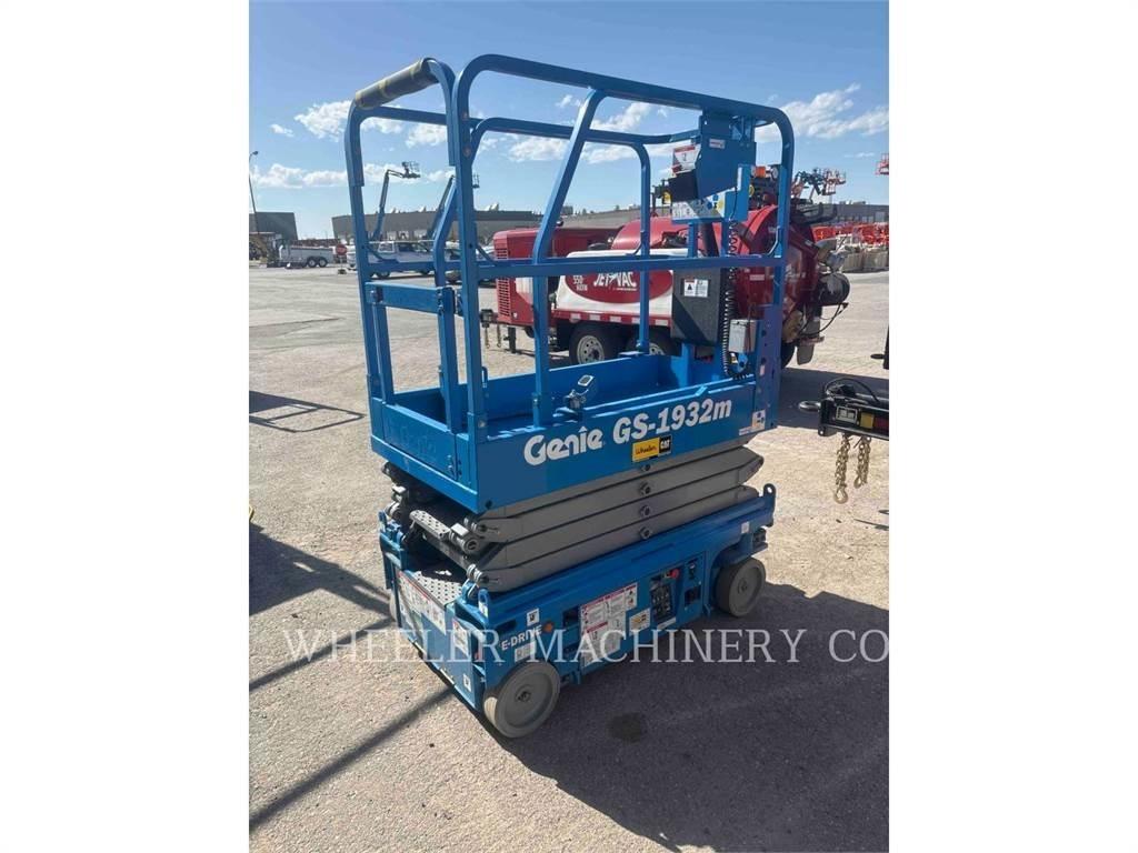 Genie GS1932M Makasli platformlar
