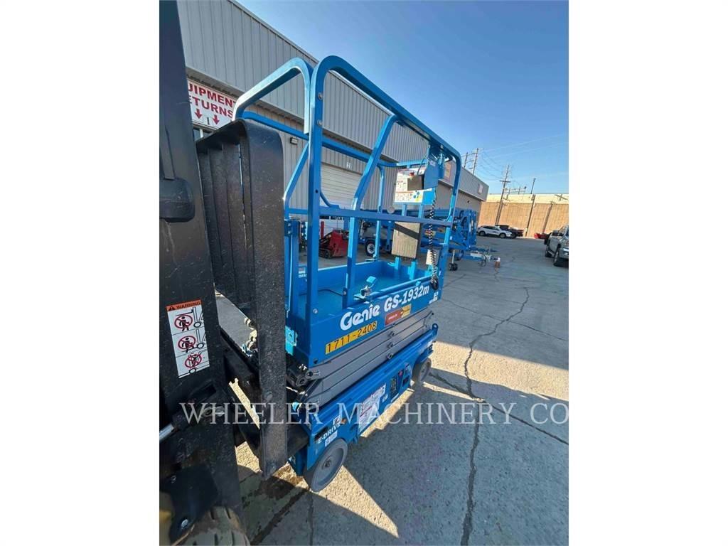 Genie GS1932M Makasli platformlar