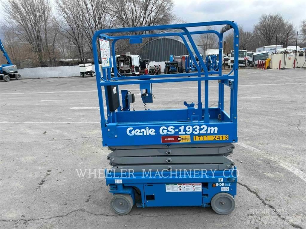 Genie GS1932M Makasli platformlar