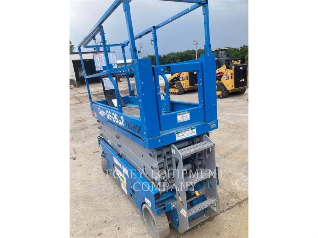 Genie GS2632 Makasli platformlar
