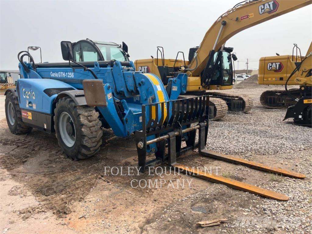 Genie GTH1256C Teleskopik yükleyiciler