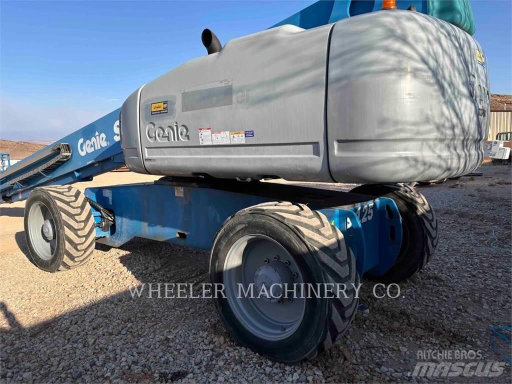 Genie S-125 Körüklü personel platformları