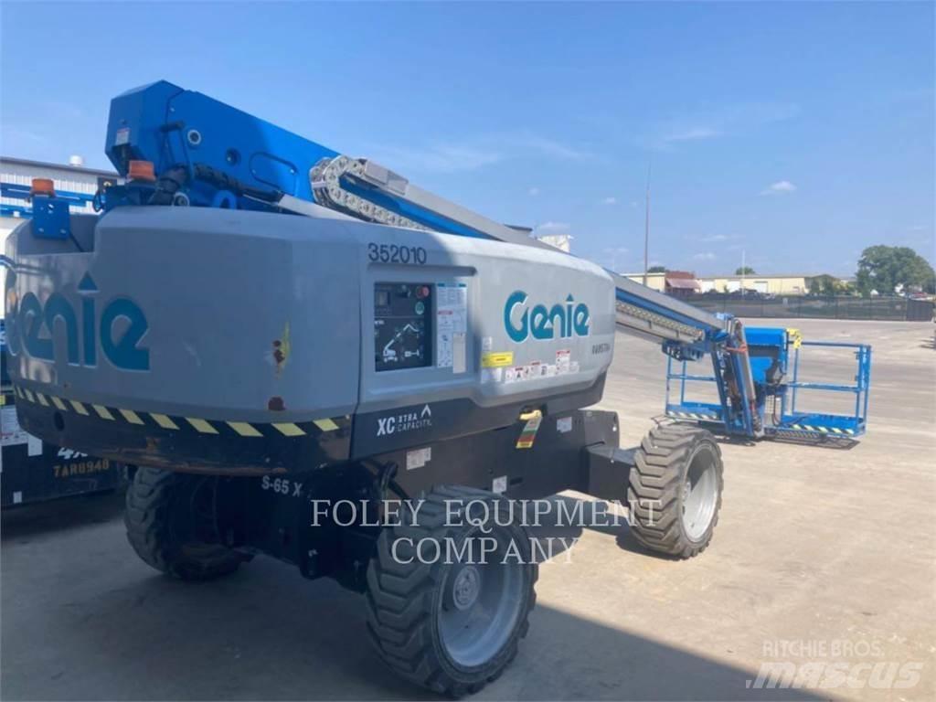 Genie S65XCD4W Körüklü personel platformları