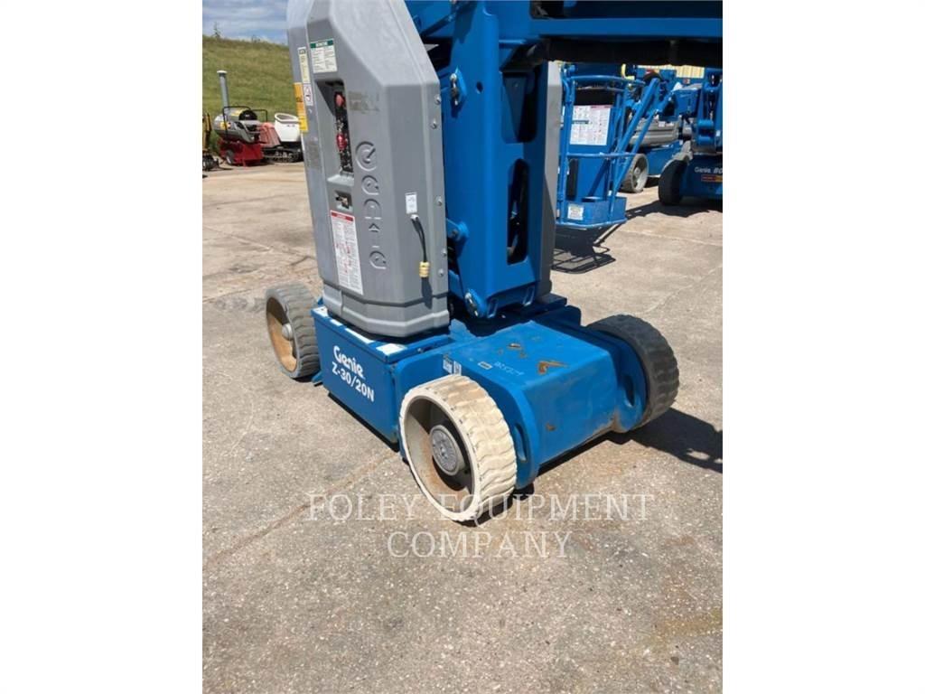 Genie Z30/20N Körüklü personel platformları