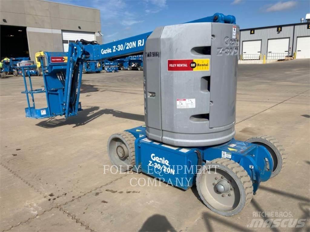 Genie Z30/20NR Körüklü personel platformları