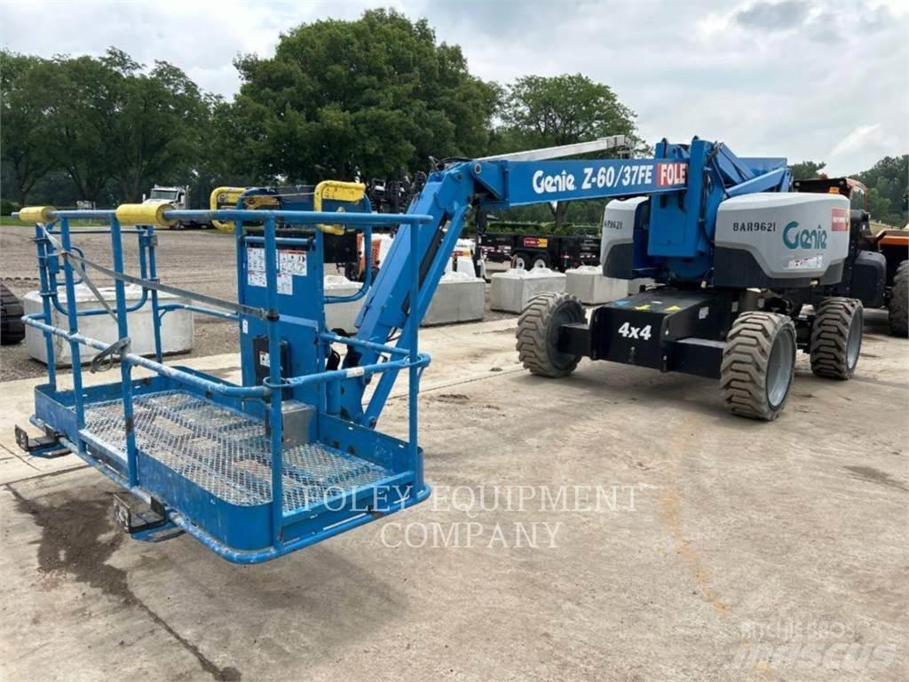 Genie Z60/37FE Körüklü personel platformları
