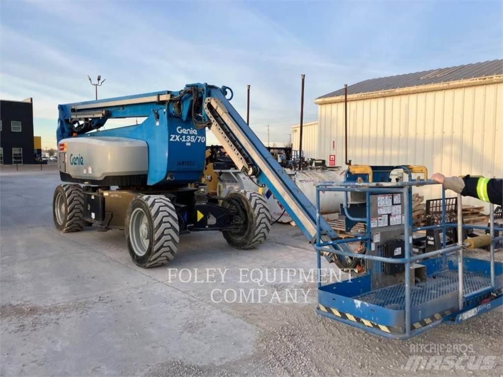 Genie ZX13570D4W Körüklü personel platformları
