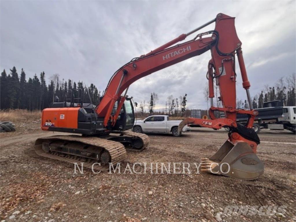 Hitachi 210 Paletli ekskavatörler