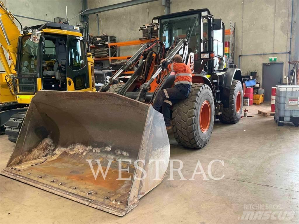 Hitachi ZW180-5B Tekerlekli yükleyiciler