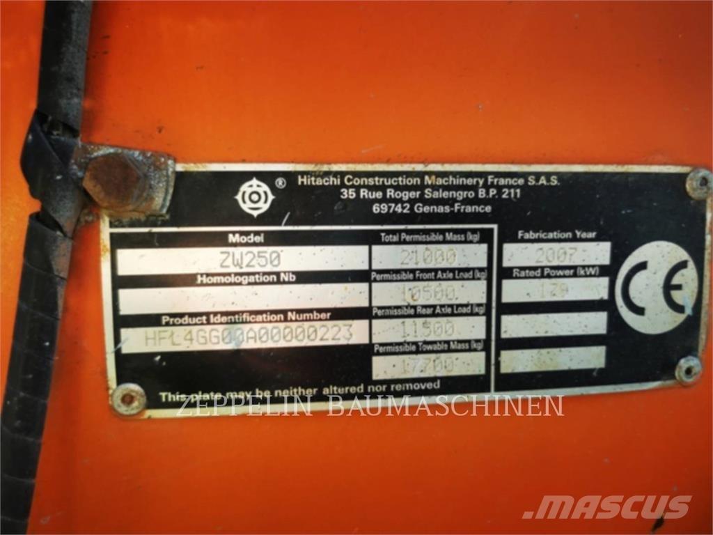 Hitachi ZW250 Tekerlekli yükleyiciler