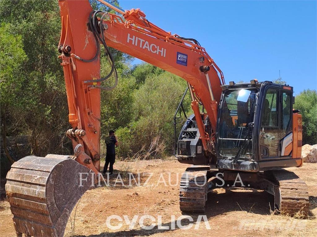 Hitachi ZX135 Paletli ekskavatörler