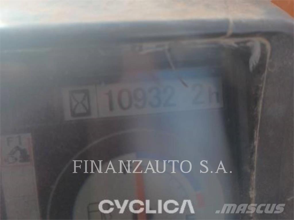 Hitachi ZX210 Paletli ekskavatörler