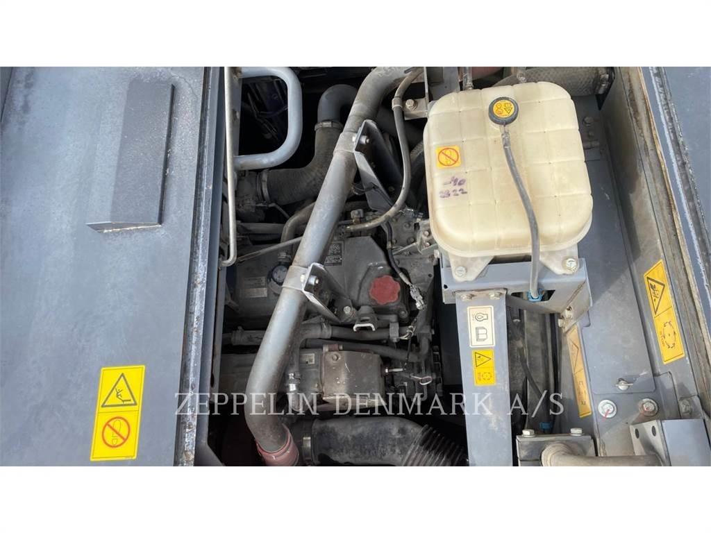Hitachi ZX300LC6 Paletli ekskavatörler