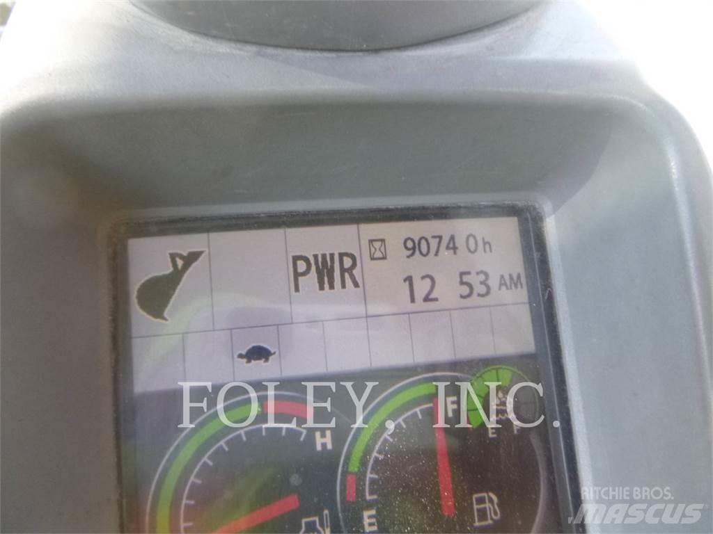 Hitachi ZX380LC-6N Paletli ekskavatörler