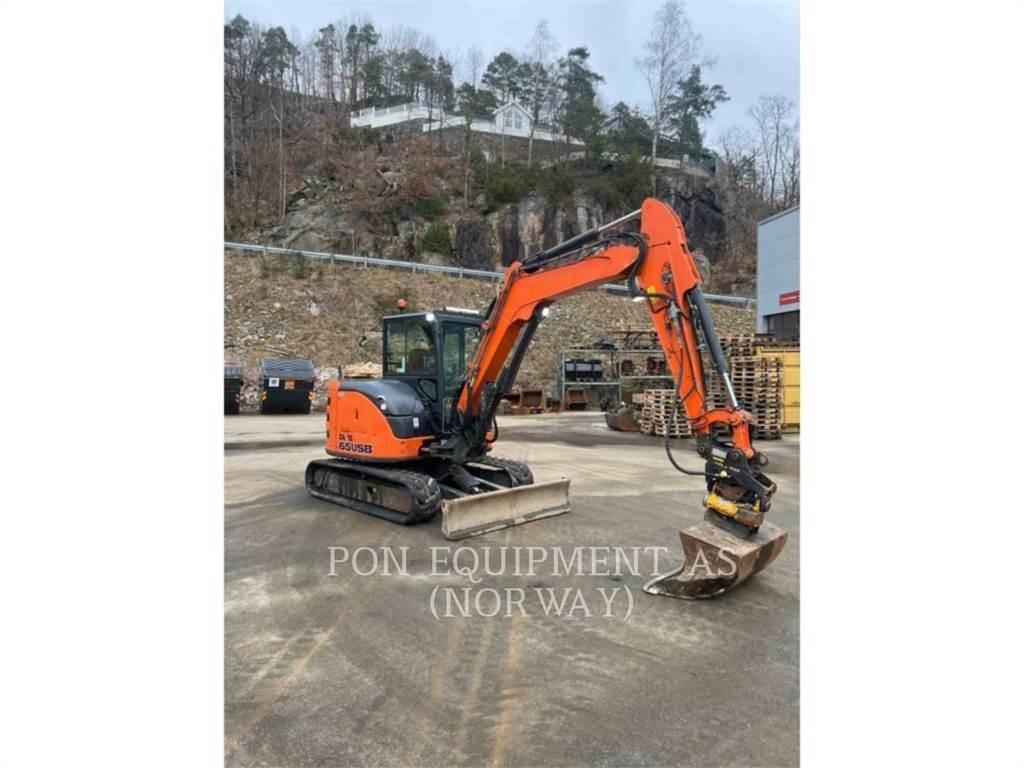 Hitachi ZX65 Paletli ekskavatörler