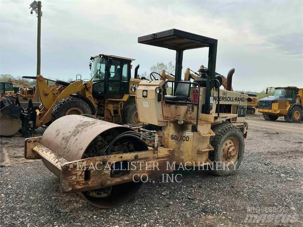 Ingersoll Rand SD70 Tek tamburlu silindirler
