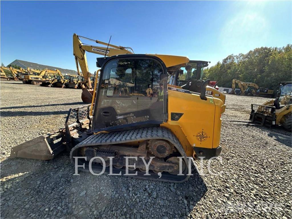 JCB 300TT4 Paletli yükleyiciler