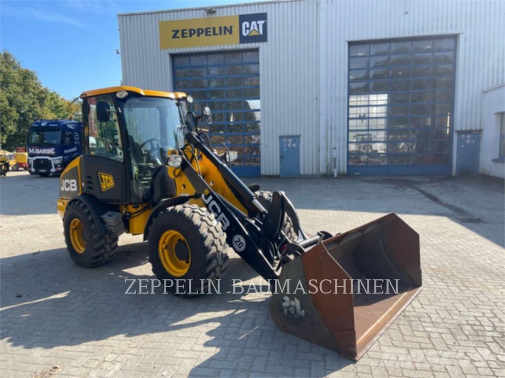 JCB 406 Tekerlekli yükleyiciler