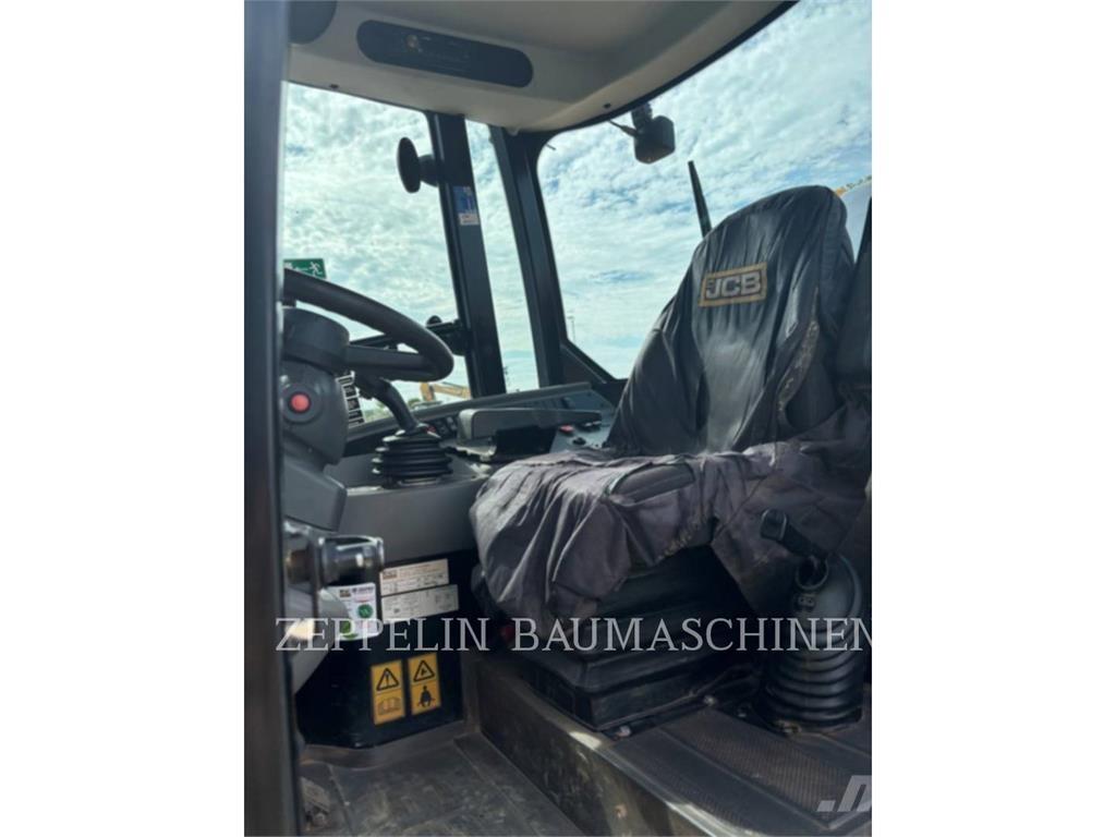 JCB 409 Tekerlekli yükleyiciler