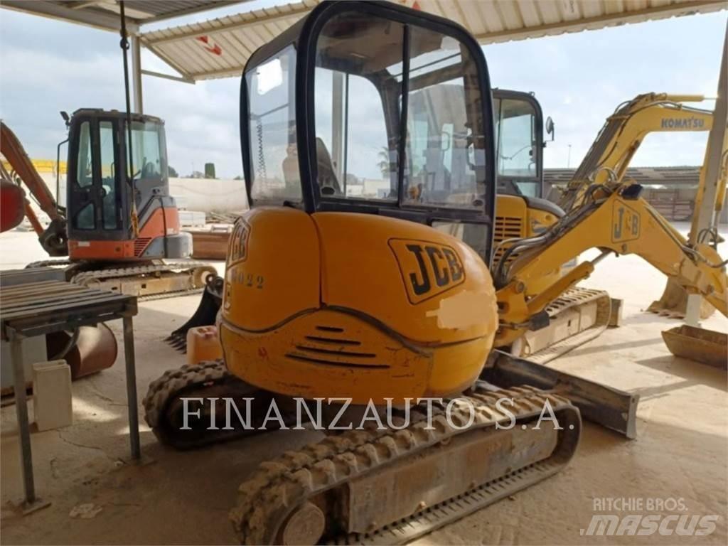 JCB 8027 Paletli ekskavatörler