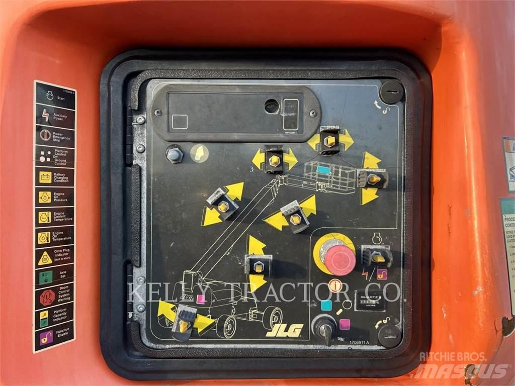 JLG 1200SJP Körüklü personel platformları