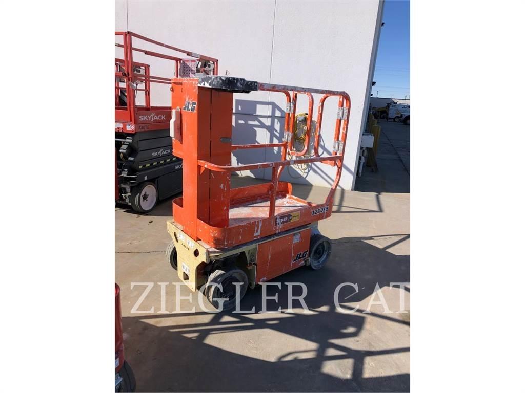 JLG 1230ES Makasli platformlar