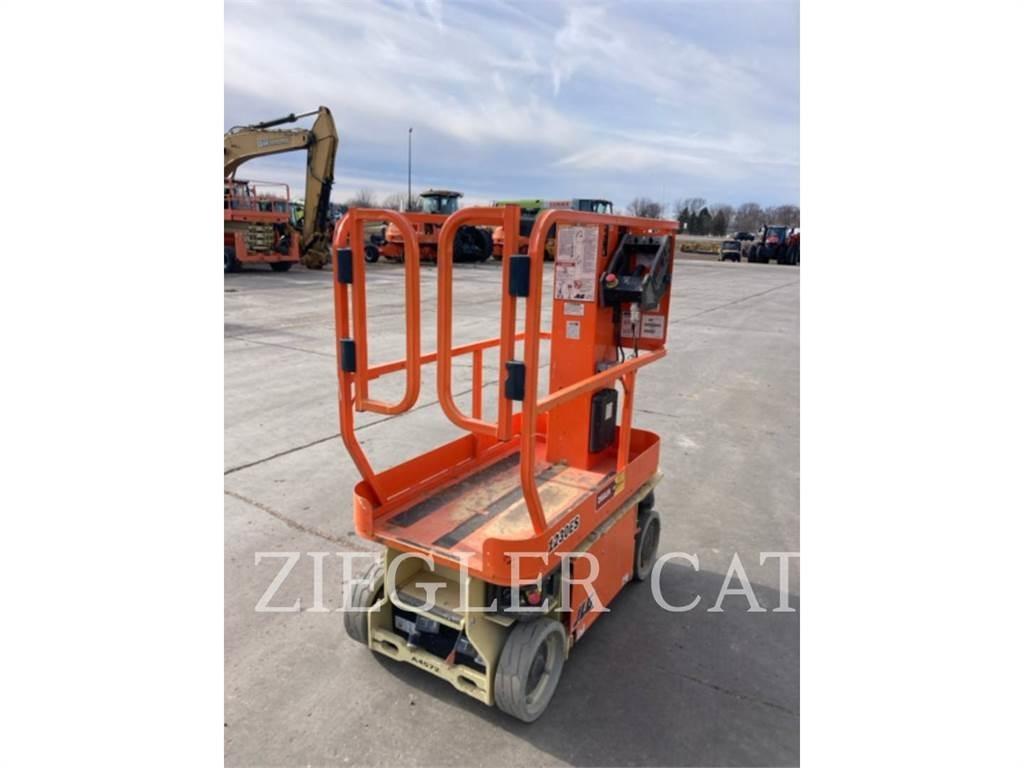 JLG 1230ES Makasli platformlar
