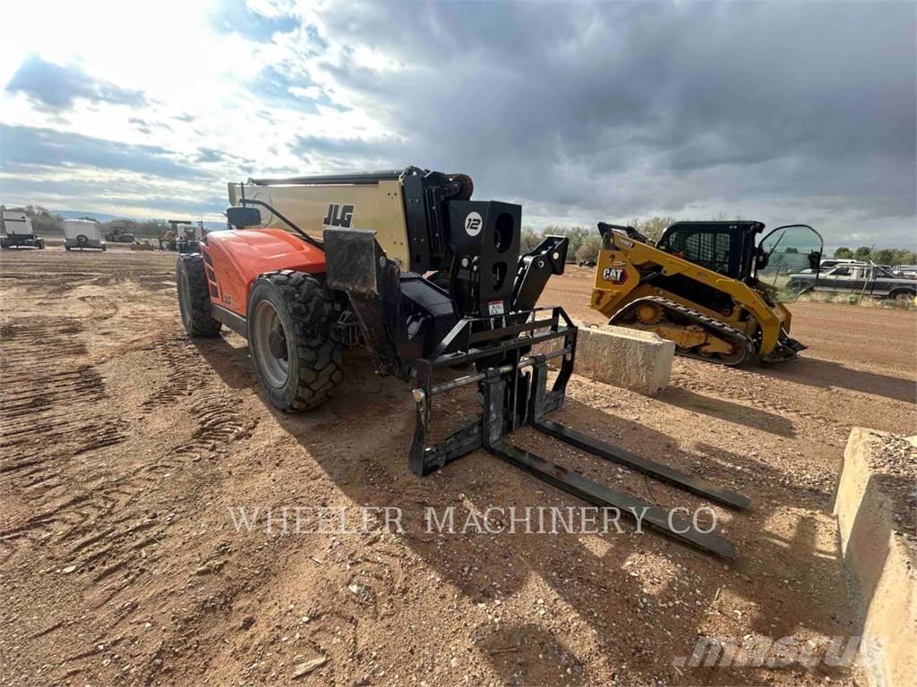 JLG 1255 Teleskopik yükleyiciler
