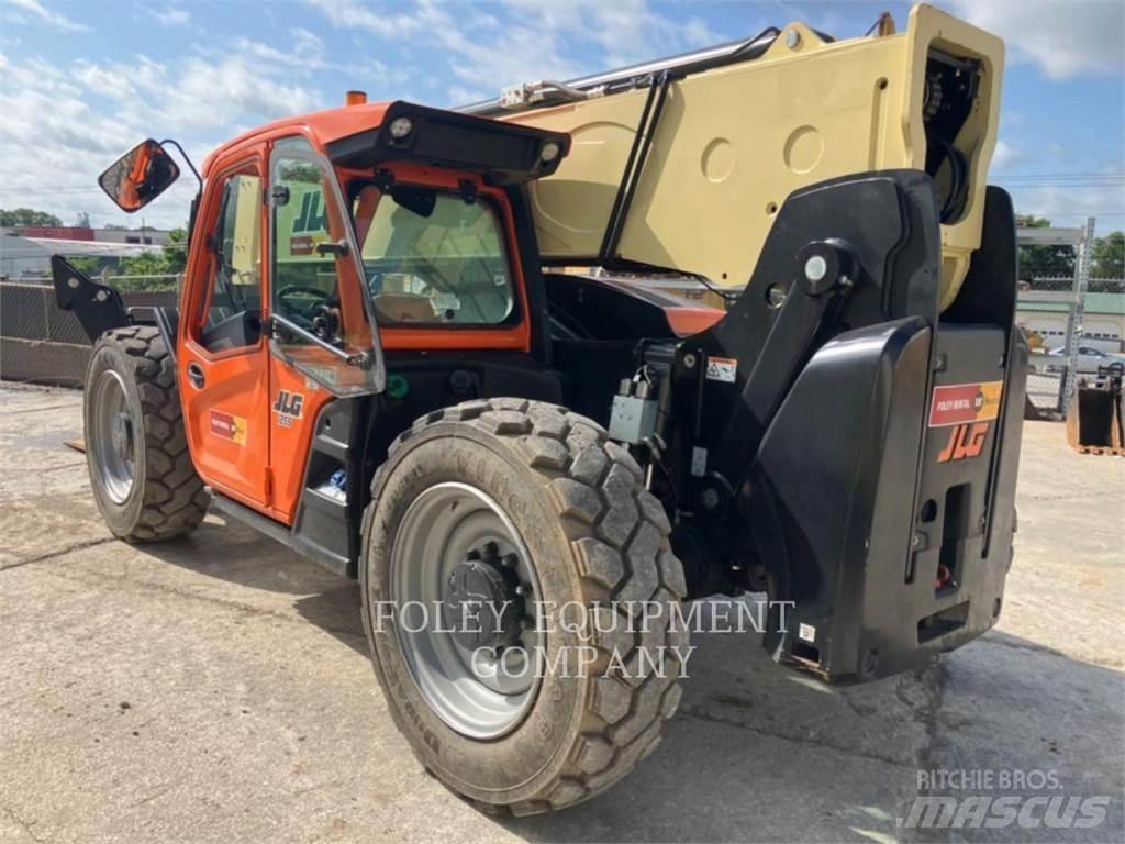 JLG 1255C Teleskopik yükleyiciler