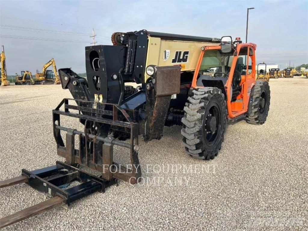 JLG 1255O Teleskopik yükleyiciler